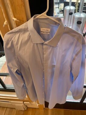 Calvin Klein Men's Light Blue Dress Shirt - Classic Spread Collar
